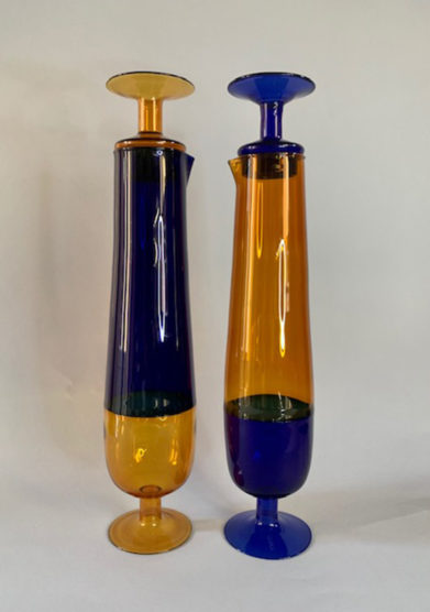 Gupica set due caraffe semplici in vetro ambra e blu Balaustri