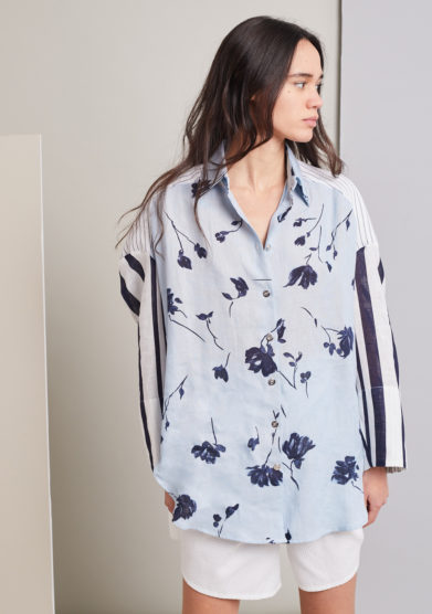 Susanna blu camicia artigianale a fiori e righe in mix di lino stampato